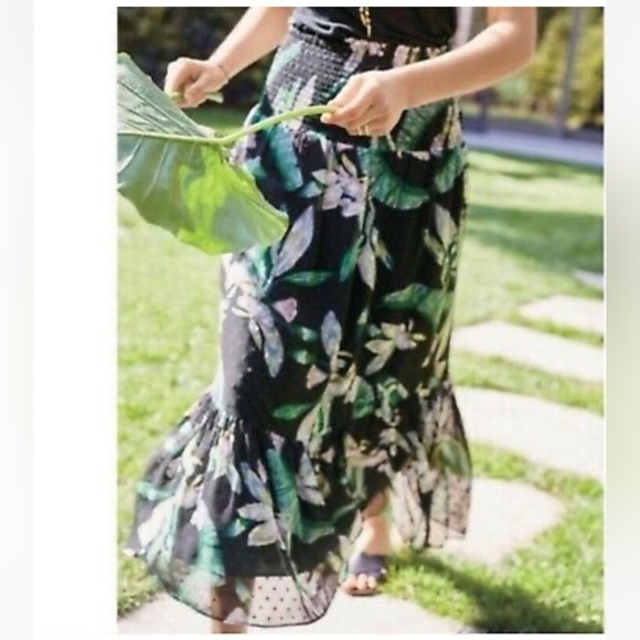 NWT Stella & Dot Maeve Lizzie Botanical Dress- also converts to a skirt! - Picture 8 of 9